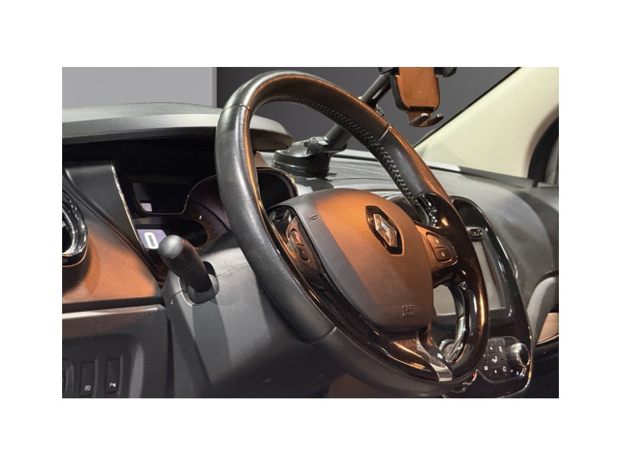 RENAULT d'occasion CAPTUR 0.9 TCE 90 LIFE ENERGY de 2015