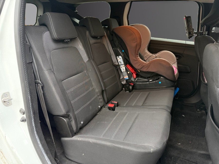 DACIA d'occasion JOGGER 1.0 ECO-G 100 ESSENTIEL 7P de 2022 Dunkerque