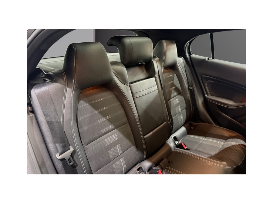 MERCEDES d'occasion CLASSE GLA GLA 200 D STARLIGHT EDITION de 2018