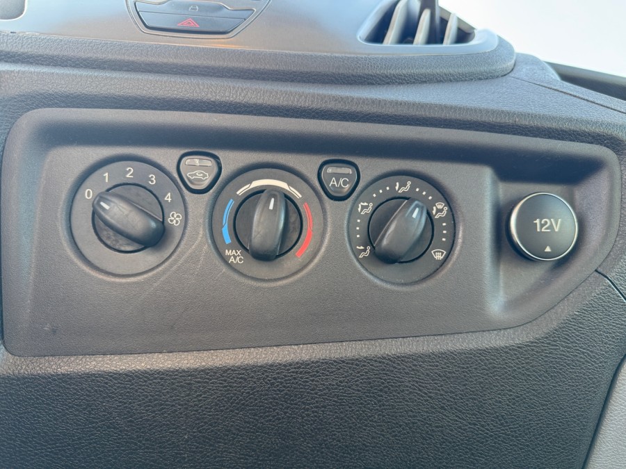 FORD d'occasion TRANSIT 2.0 TDCI de 2019 Orleans (45)﻿