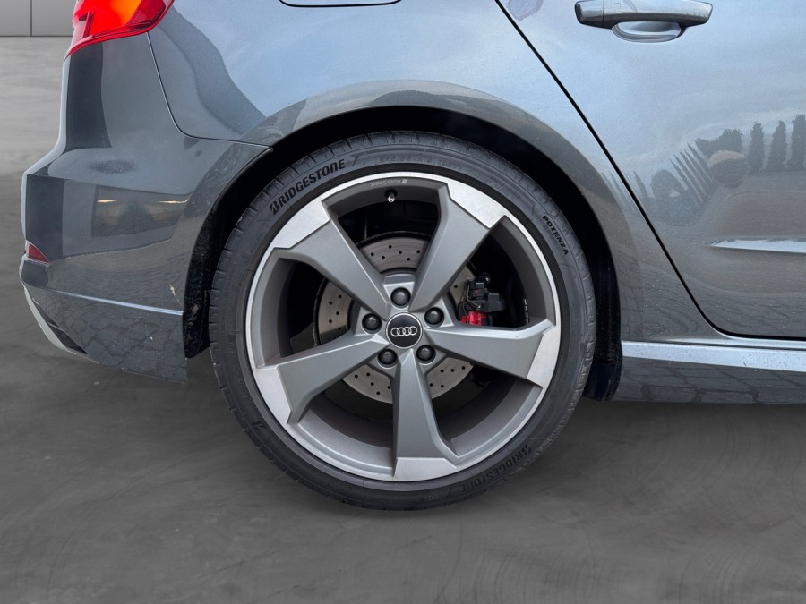 AUDI d'occasion RS3 2.5TFSIQ de 2019 Orleans (45)﻿