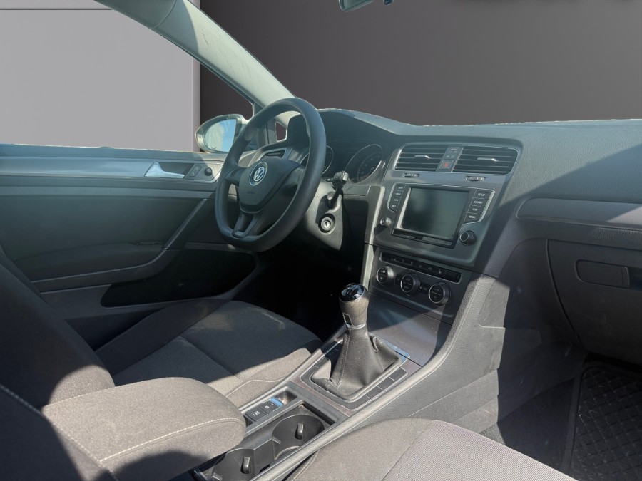 VOLKSWAGEN d'occasion GOLF SW 1.6 TDI 110 TRENDLINE BM6 de 2017 Saint