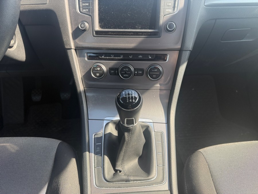 VOLKSWAGEN d'occasion GOLF SW 1.6 TDI 110 TRENDLINE BM6 de 2017 Saint