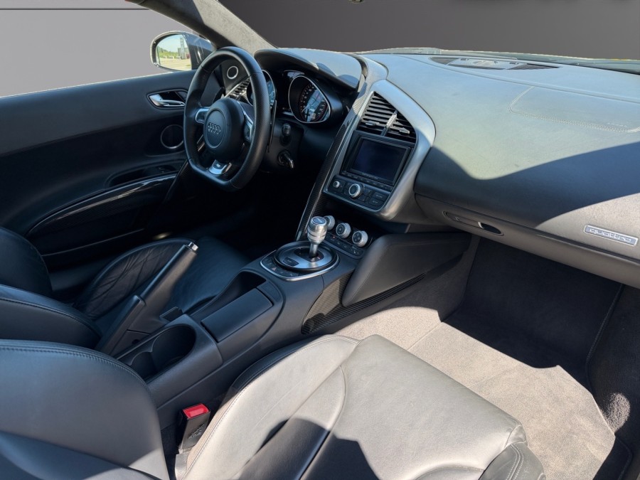 AUDI d'occasion R8 COUPÉ V10 5.2 FSI 525 QUATTRO de 2011 Pontarlier