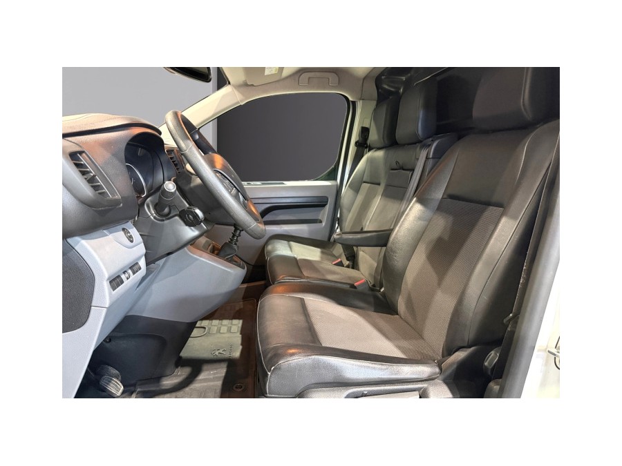 PEUGEOT d'occasion EXPERT STANDARD 2.0 BLUE HDI 120 PREMIUM de 2017