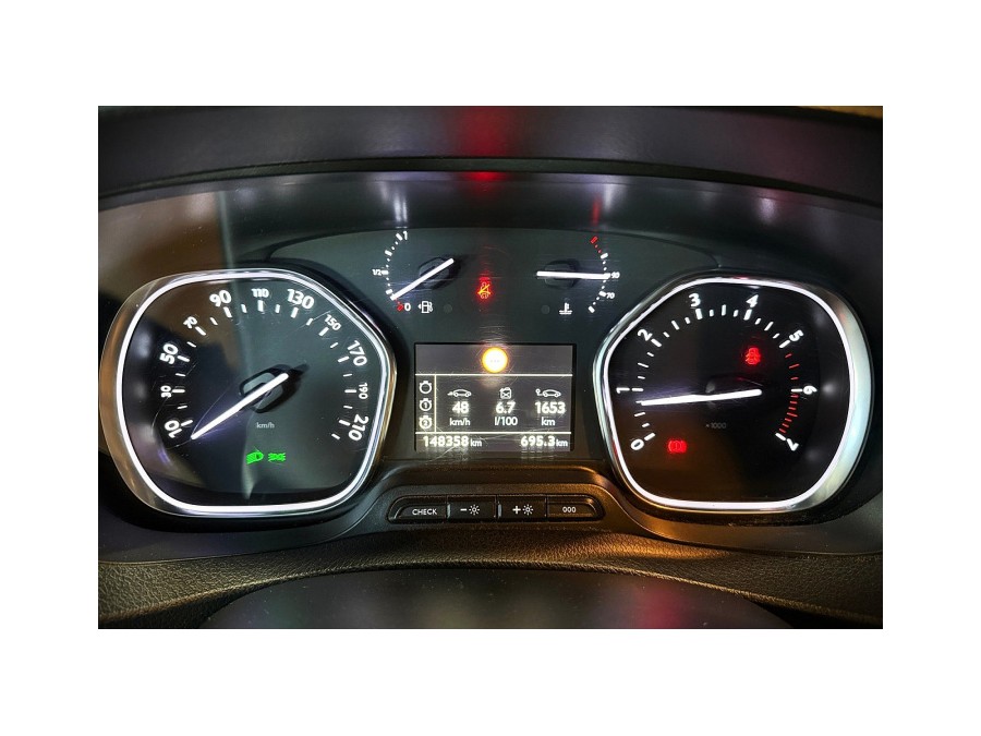 PEUGEOT d'occasion EXPERT STANDARD 2.0 BLUE HDI 120 PREMIUM de 2017