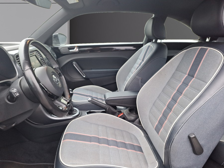 VOLKSWAGEN d'occasion COCCINELLE 1.9 TDI 105 COLLECTOR de 2017