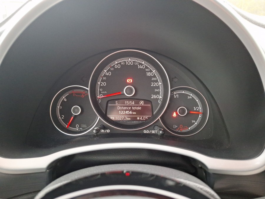 VOLKSWAGEN d'occasion COCCINELLE 1.9 TDI 105 COLLECTOR de 2017