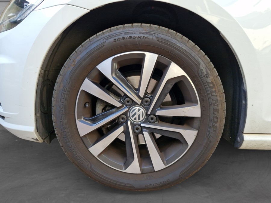 VOLKSWAGEN d'occasion GOLF 1.0 TSI 115 CONFORTLINE de 2019 Le Raincy