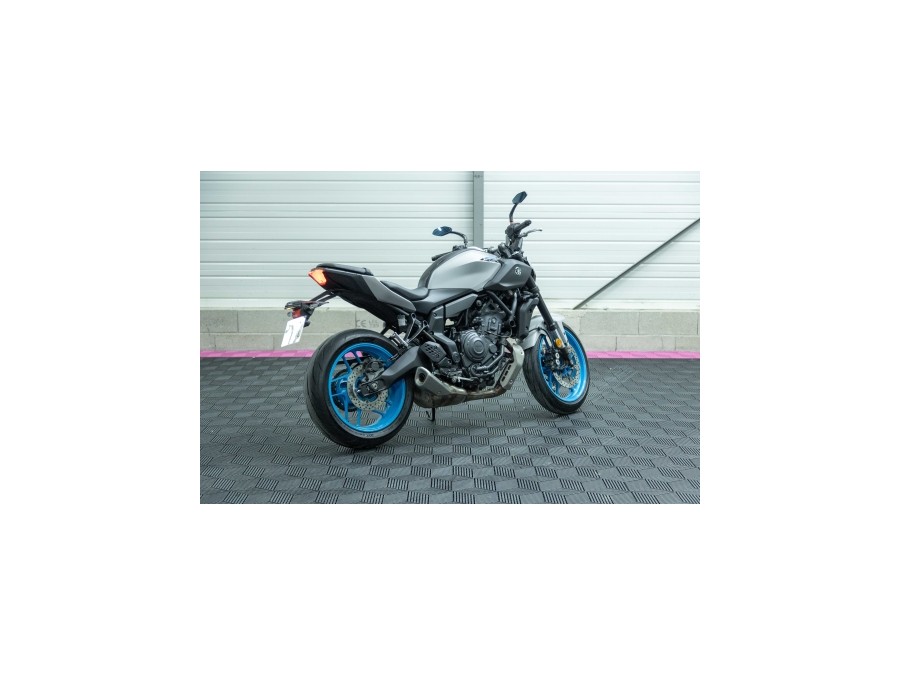 YAMAHA d'occasion MT-07 MT-07 CERAMIC GREY de 2025 Troyes (10)﻿