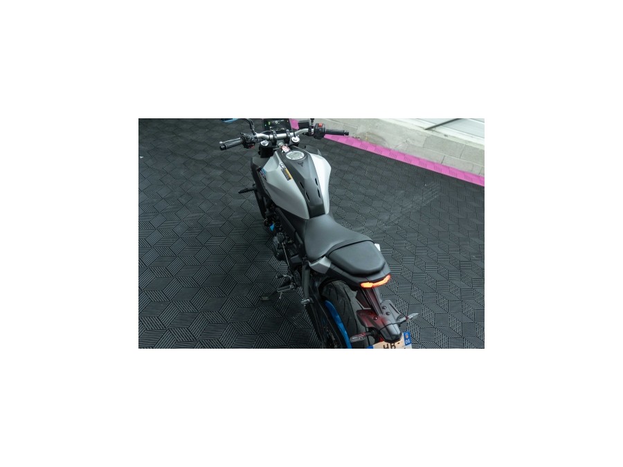 YAMAHA d'occasion MT-07 MT-07 CERAMIC GREY de 2025 Troyes (10)﻿