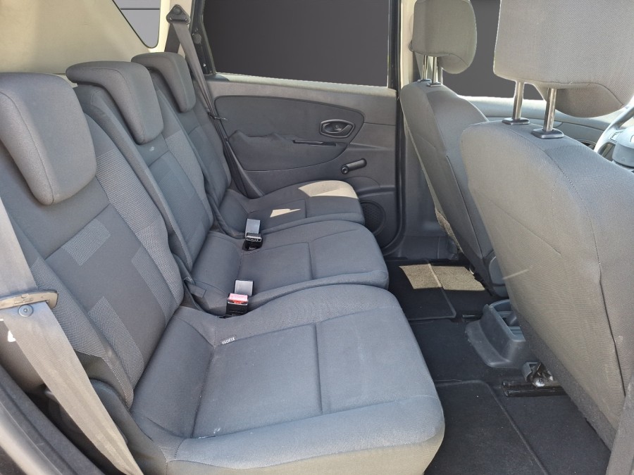 RENAULT d'occasion SCENIC 1.5 DCI 95 PEPITE de 2011 Soissons (02)﻿