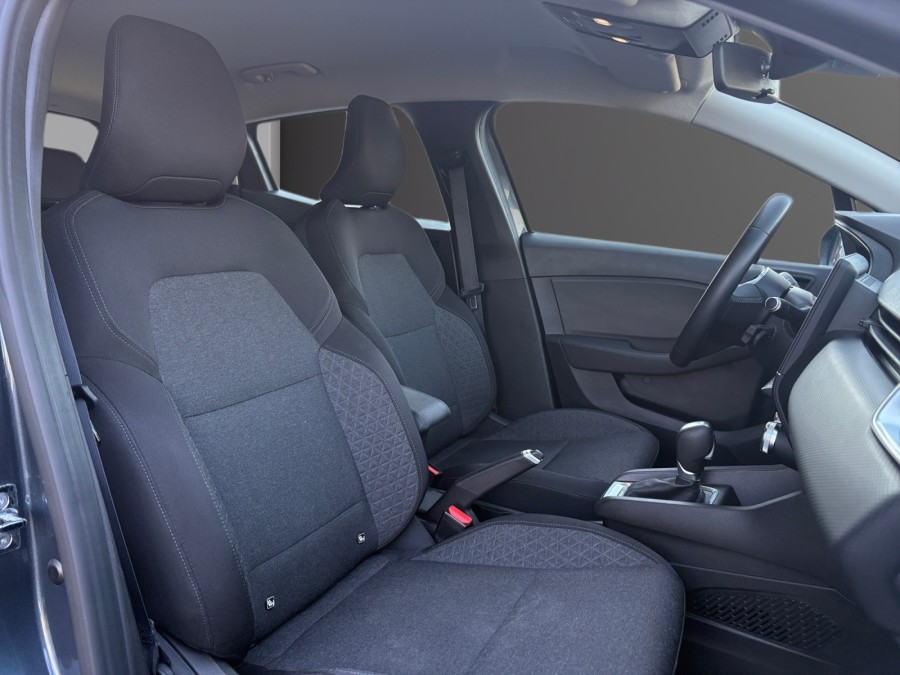 RENAULT d'occasion CLIO 1.6 E-TECH  Business de 2021 Le Puy en Velay