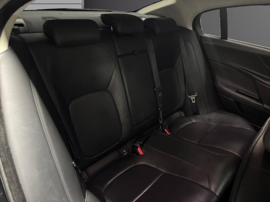 JAGUAR d'occasion XE 2.0L D 180 BVA8 de 2016 Pau (64)﻿