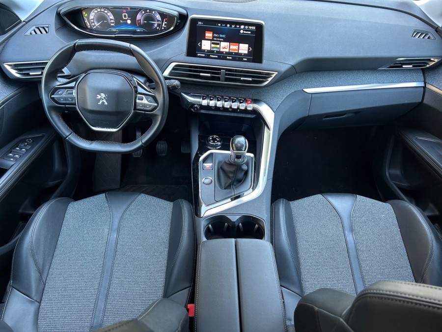 PEUGEOT d'occasion 5008 1.2 PURE TECH 130  ACCESS de 2018 Champigny