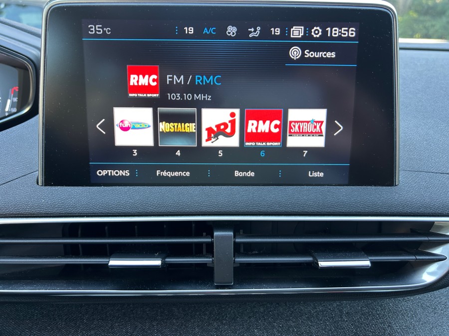 PEUGEOT d'occasion 5008 1.2 PURE TECH 130  ACCESS de 2018 Champigny