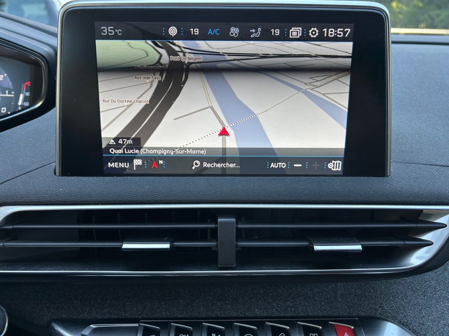 PEUGEOT d'occasion 5008 1.2 PURE TECH 130  ACCESS de 2018 Champigny