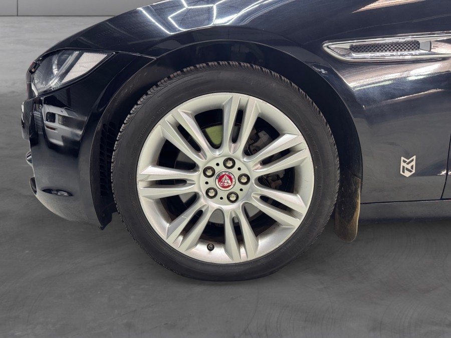JAGUAR d'occasion XE 2.0L D 180 BVA8 de 2016 Pau (64)﻿