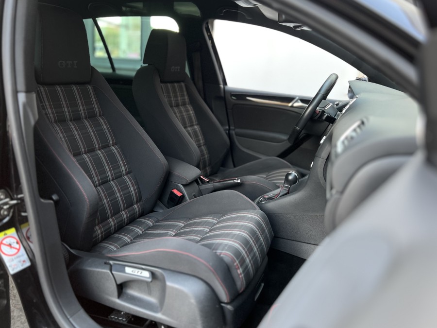 VOLKSWAGEN d'occasion GOLF VOLKSWAGEN GOLF GTI 2.0TSI 210ch DSG6 de