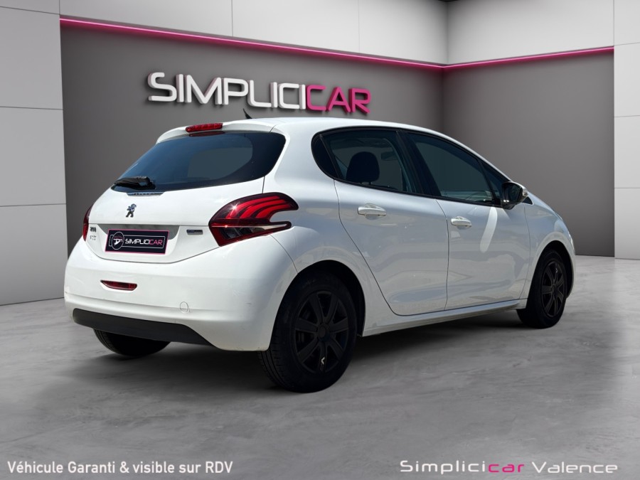 PEUGEOT d'occasion 208 1.2 PURE TECH 82 STYLE de 2016 Valence (26)﻿