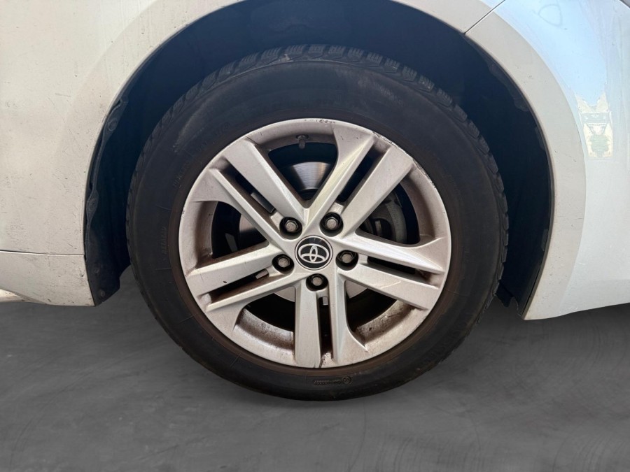TOYOTA d'occasion COROLLA TS 122H DYNAMIC BUSINESS de 2020 Le Raincy