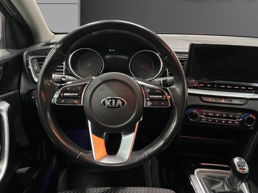 KIA d'occasion XCEED XCEED 1.0 T-GDI 120 DESIGN de 2020 Lyon Ouest