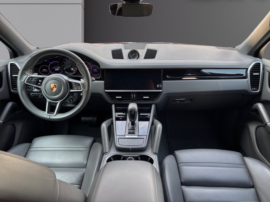 PORSCHE d'occasion CAYENNE 3.0 V6 E-HYBRID COUPE de 2021 Frejus (83)﻿