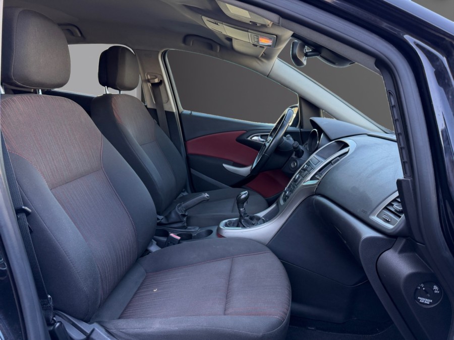 OPEL d'occasion ASTRA 1.3 CDTI 95 COSMO de 2010 Toulon Est (83)﻿