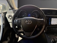 TOYOTA d'occasion AURIS 136H COLLECTION de 2018 Paris 15 (75)﻿