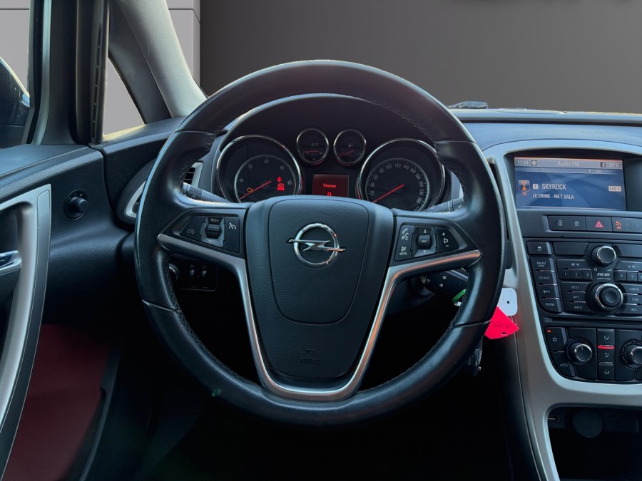 OPEL d'occasion ASTRA 1.3 CDTI 95 COSMO de 2010 Toulon Est (83)﻿