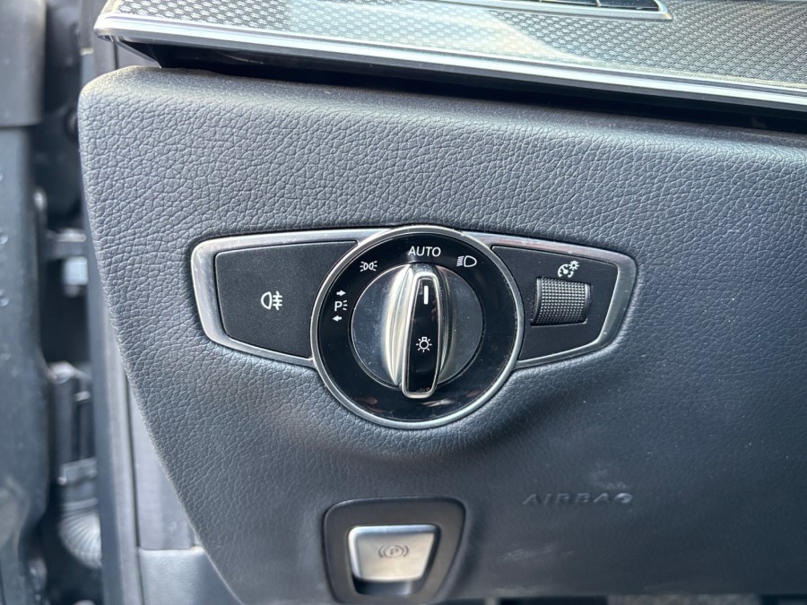 MERCEDES d'occasion CLASSE E V E220 D EXECUTIVE BA de 2017 Nîmes (30)﻿