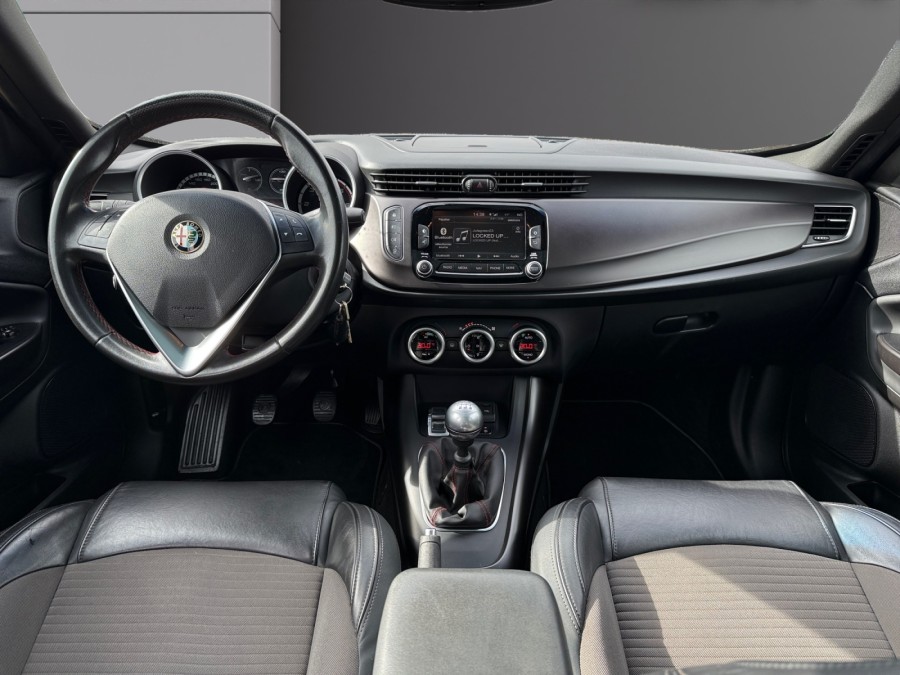 ALFA ROMEO d'occasion GIULIETTA 2.0 JTDM 150 COLLEZIONE de 2015 Dijon