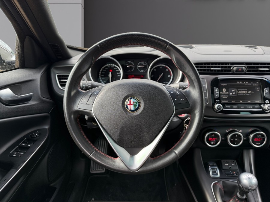 ALFA ROMEO d'occasion GIULIETTA 2.0 JTDM 150 COLLEZIONE de 2015 Dijon
