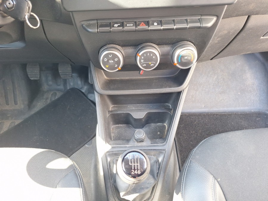 RENAULT d'occasion EXPRESS VAN 1.5 BLUE DCI 75 CONFORT de 2021