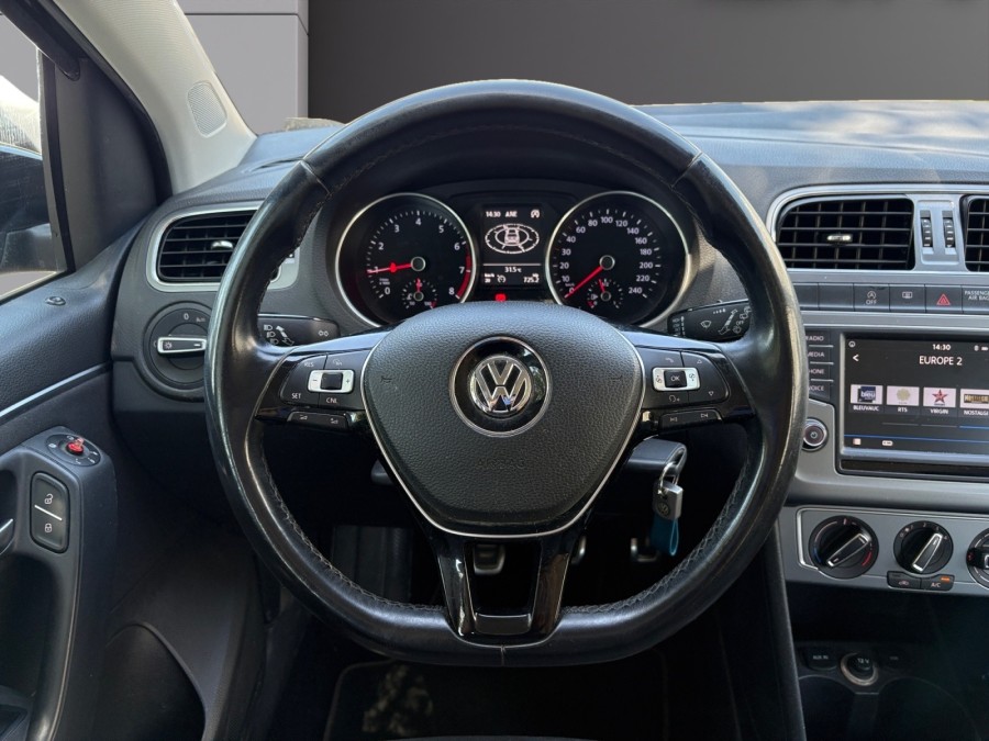 VOLKSWAGEN d'occasion POLO 1.2 TSI 90 ALLSTAR de 2016 Salon de