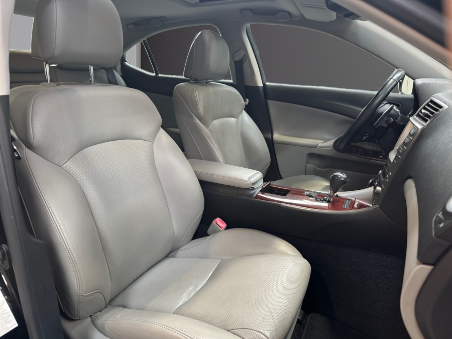 LEXUS d'occasion IS 250 EXECUTIVE BA de 2007 Lorient (56)﻿