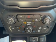 JEEP d'occasion RENEGADE 1.3 TURBO 150 QUICKSILVER AUTO de 2020 Salon