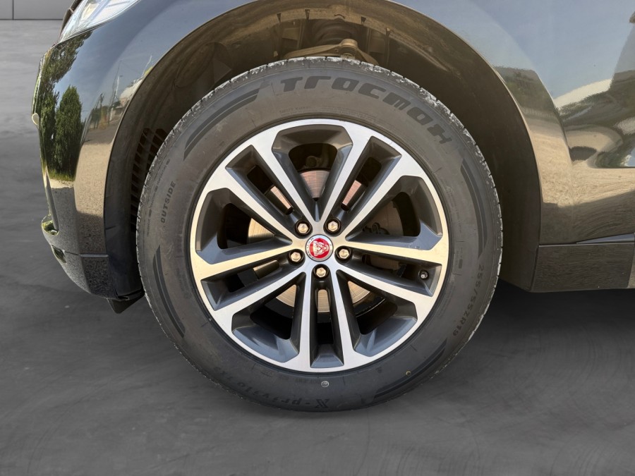 JAGUAR d'occasion F-PACE JAGUAR F-PACE 2.0D 180 R SPORT AWD BVA8 de