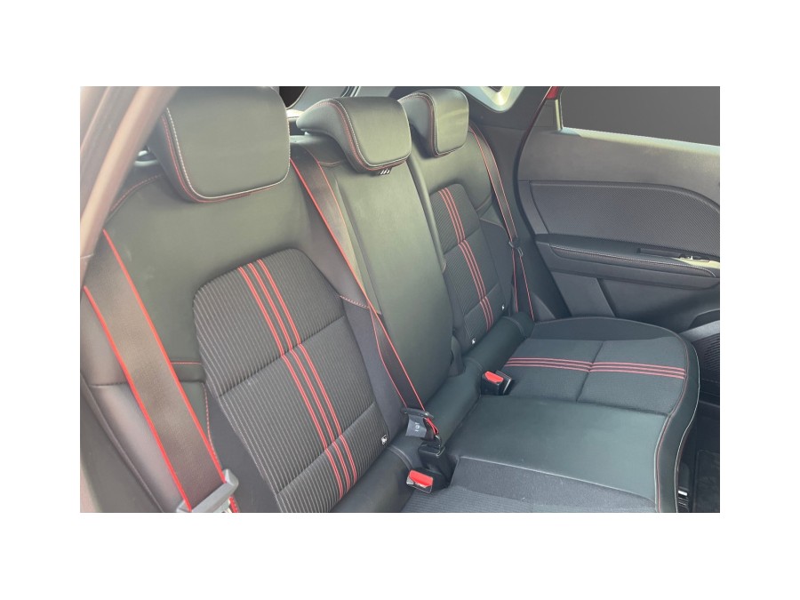 RENAULT d'occasion CAPTUR mild hybrid 160 EDC 8.0 CV RS LINE de 2023