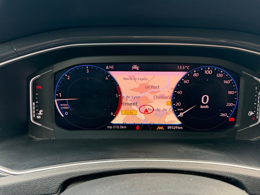 VOLKSWAGEN d'occasion T-ROC 2.0 TDI 150 IQ.DRIVE de 2019 Nord Isère