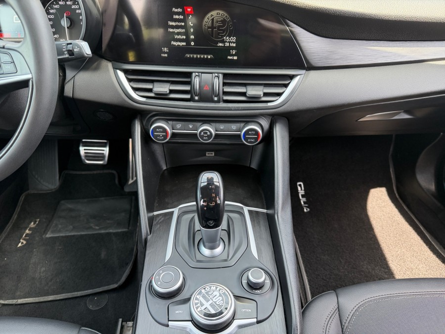 ALFA ROMEO d'occasion GIULIA 2.2 JTD 180 SUPER AT de 2017 Abbeville