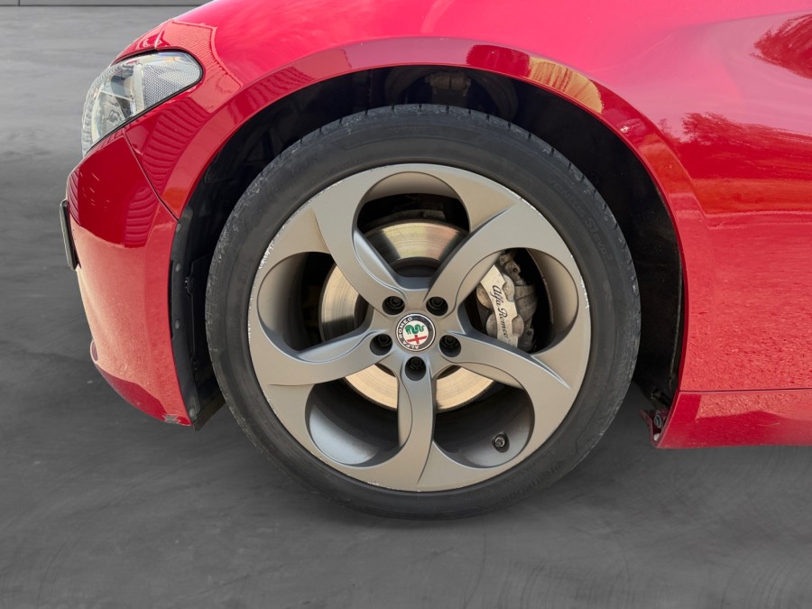 ALFA ROMEO d'occasion GIULIA 2.2 JTD 180 SUPER AT de 2017 Abbeville