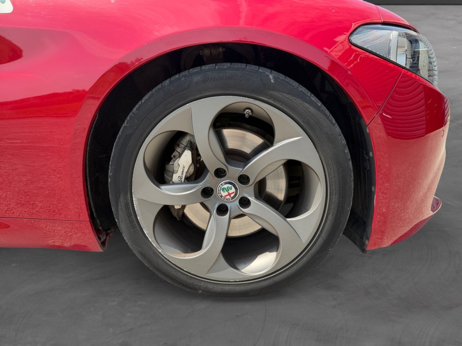 ALFA ROMEO d'occasion GIULIA 2.2 JTD 180 SUPER AT de 2017 Abbeville
