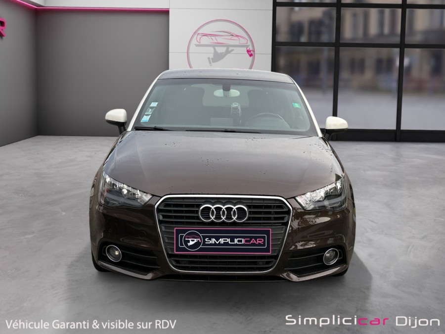 AUDI d'occasion A1 1.6 TDI 90 Ambiente de 2012 Dijon (21)﻿