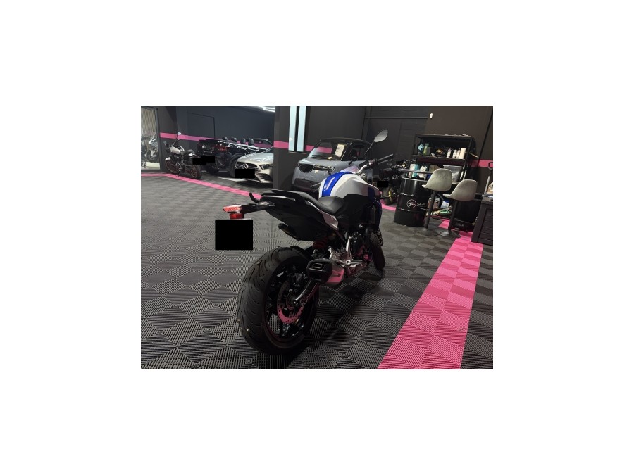 BMW d'occasion F900R 0.9 105 de 2021 Nîmes (30)﻿