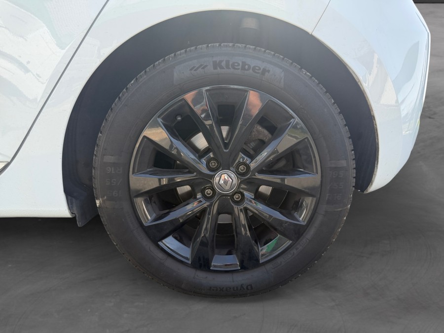 RENAULT d'occasion CLIO 1.3 TCE 130 INTENS de 2020 Nord Isère (38)﻿