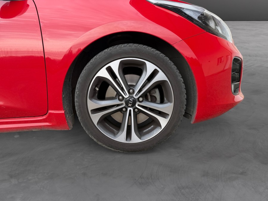KIA d'occasion CEE-D 1.6 CRDI 136CH de 2017 Vauvert (30)﻿