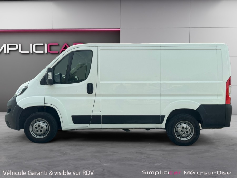PEUGEOT d'occasion BOXER* 330 L1H1 2.2 BLUE HDI 120 PRO de 2021 Méry