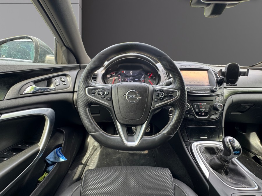 OPEL d'occasion INSIGNIA ST 2.8 V6 TURBO 325 OPC de 2016 Osny (95)﻿