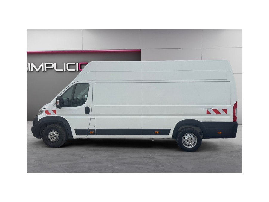 PEUGEOT d'occasion BOXER* 435 L3H2 2.2 BLUE HDI 140 PREMIUM de 2021
